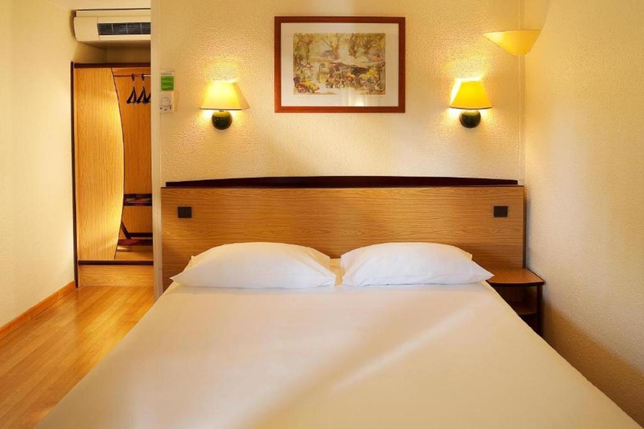 Campanile Manosque Hotel Buitenkant foto